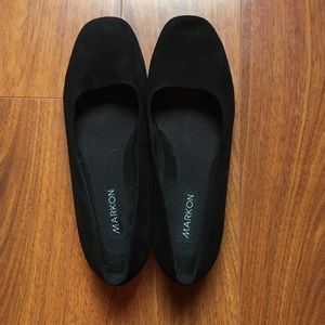 Black suede flats size 10w Never worn!!!!